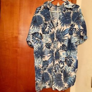 Short sleeve tropical summer top/over shirt.